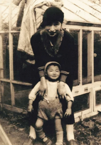 黒柳徹子の若い頃が美人すぎる！幼少期から現在までの写真を比較！ | ロケ地図鑑